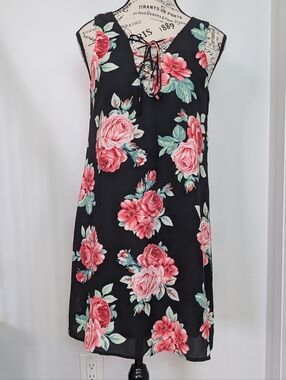 EVERLY | Women's Black Floral Sleeveless Tie-Up V-Neck Full Lined Mini Dress